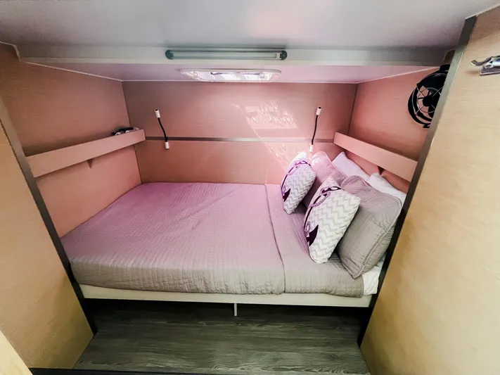 Wild Blue Yacht Photos Pics 