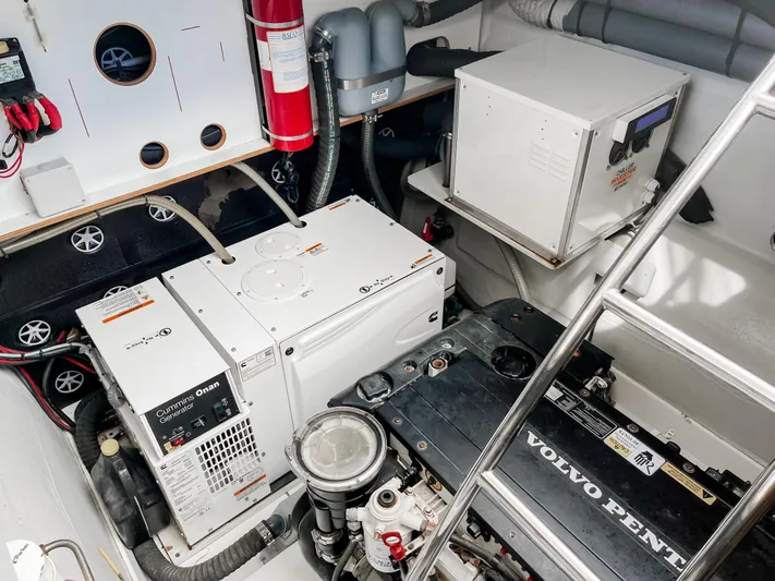 Wild Blue Yacht Photos Pics 