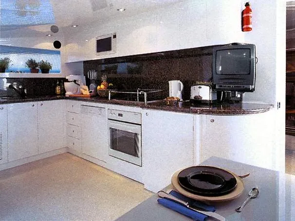  Yacht Photos Pics Manufacturer Provided Image