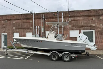 Pioneer 220 Bay Sport