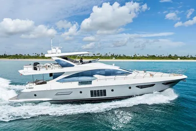 2018 Azimut Flybridge