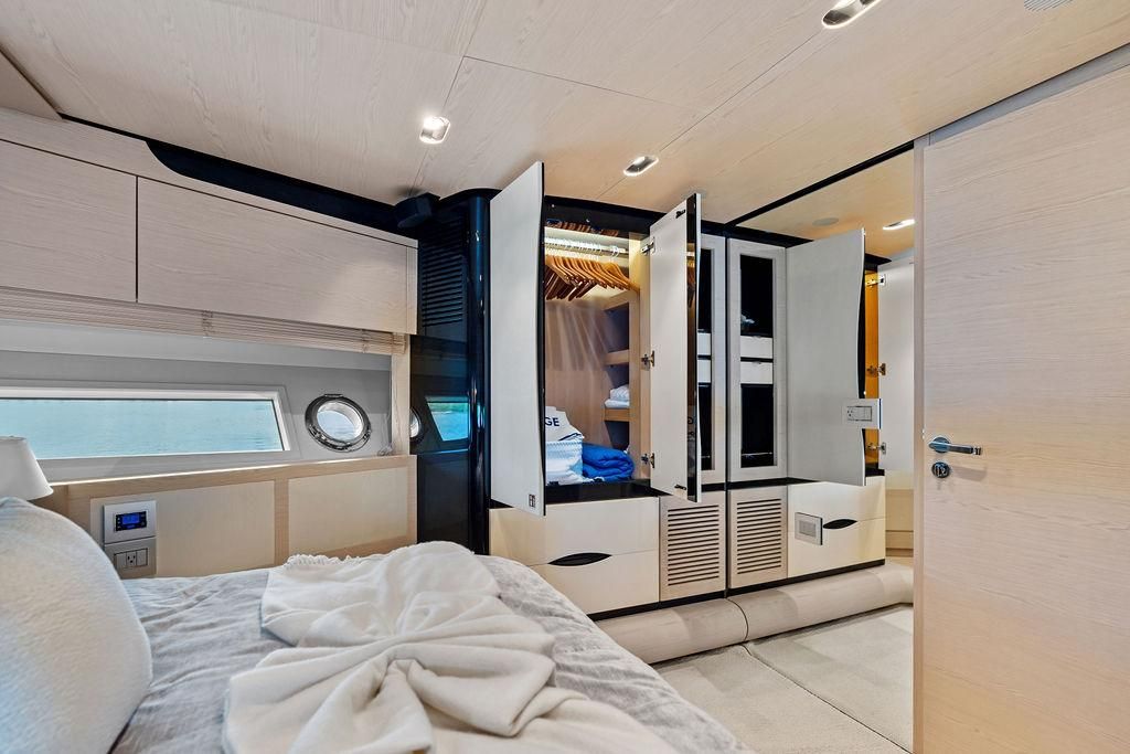 2018 Azimut 80 