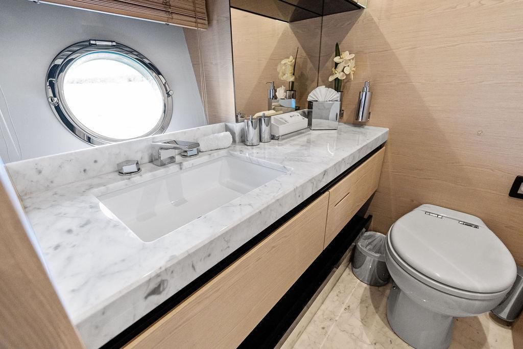 2018 Azimut 80 