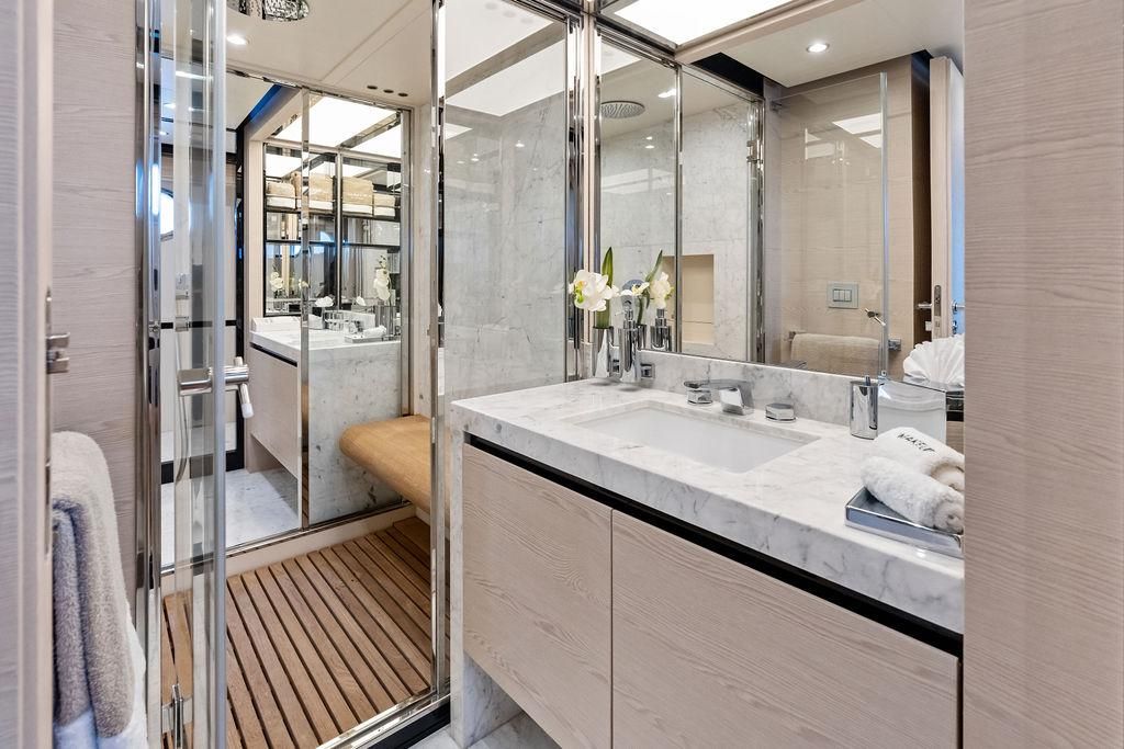 2018 Azimut 80 