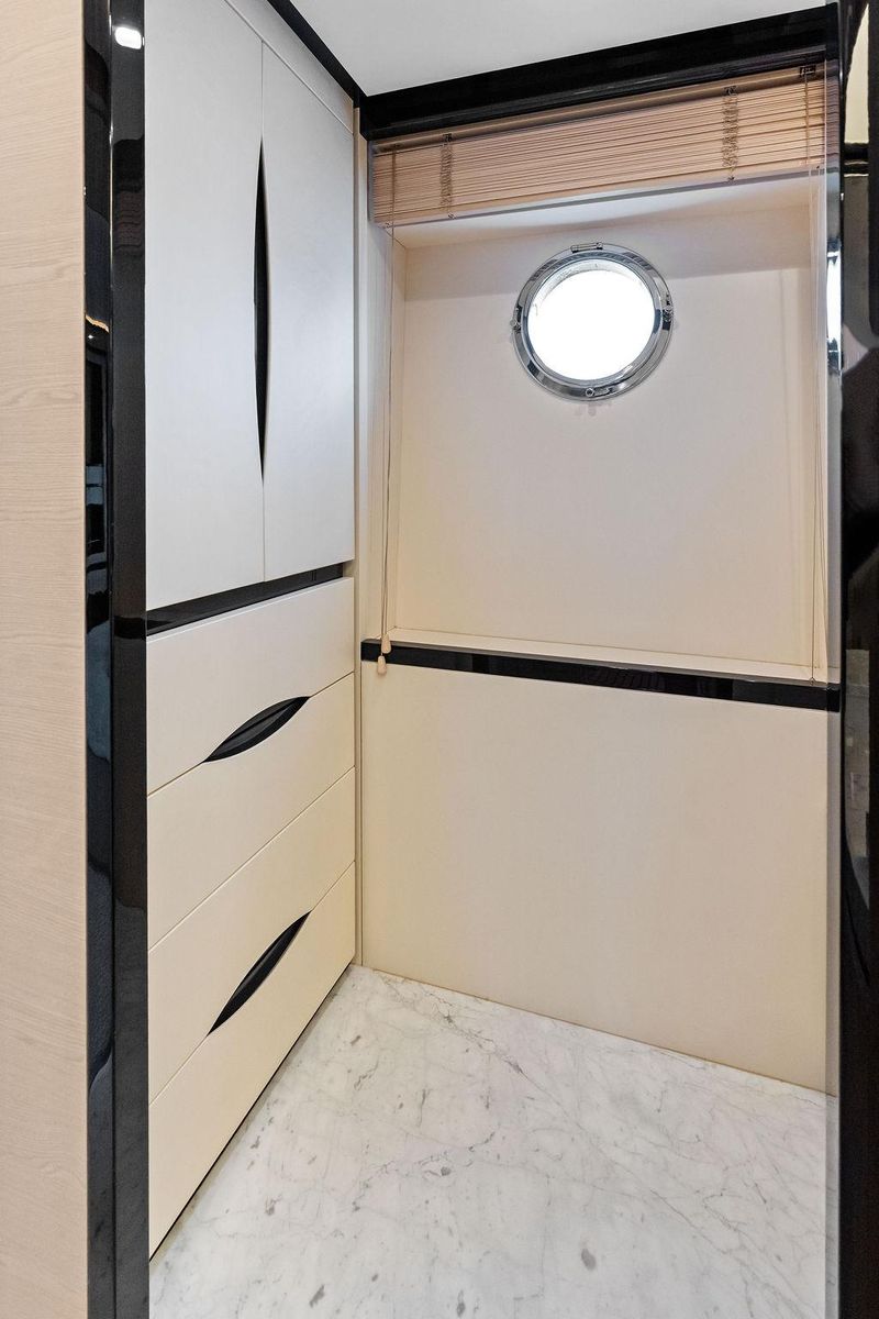 2018 Azimut 80 
