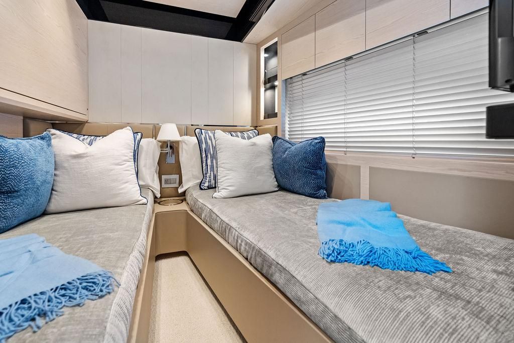 2018 Azimut 80 