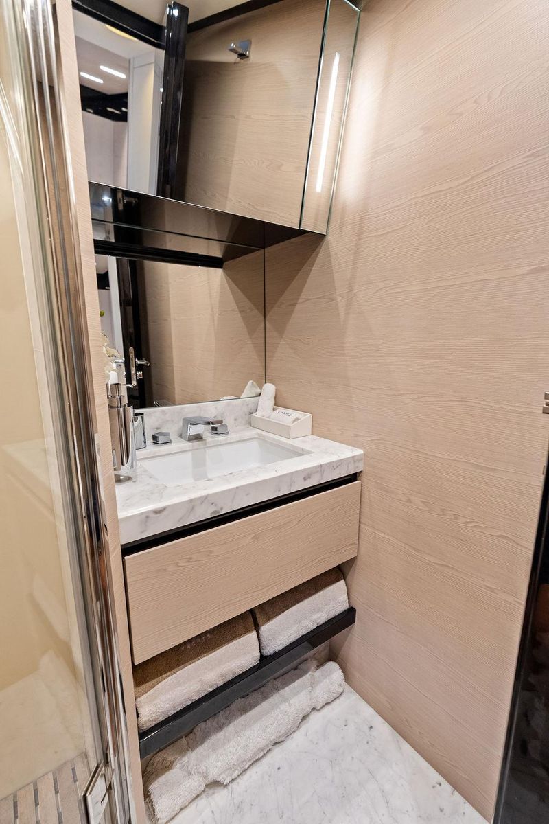 2018 Azimut 80 