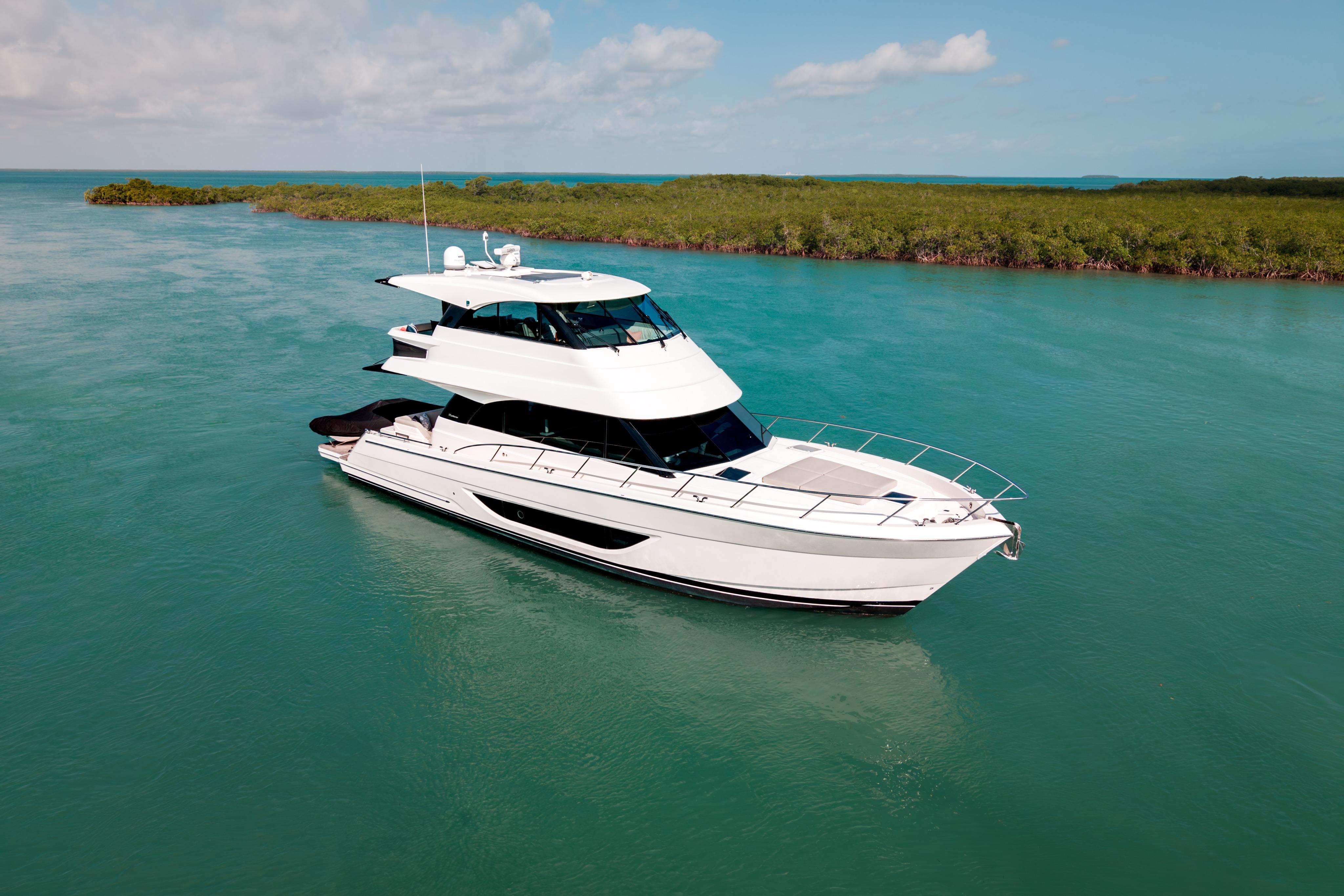 Maritimo M55