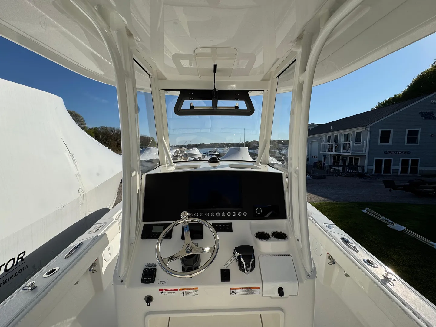 2025 Regulator 26XO Photo