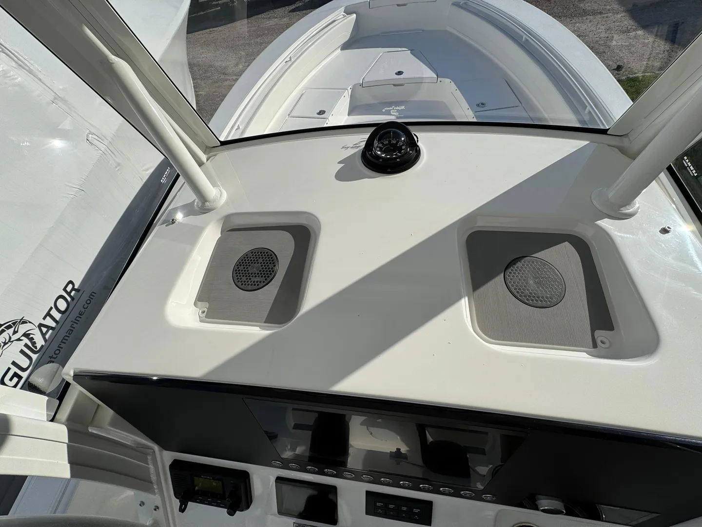 2025 Regulator 26XO Photo