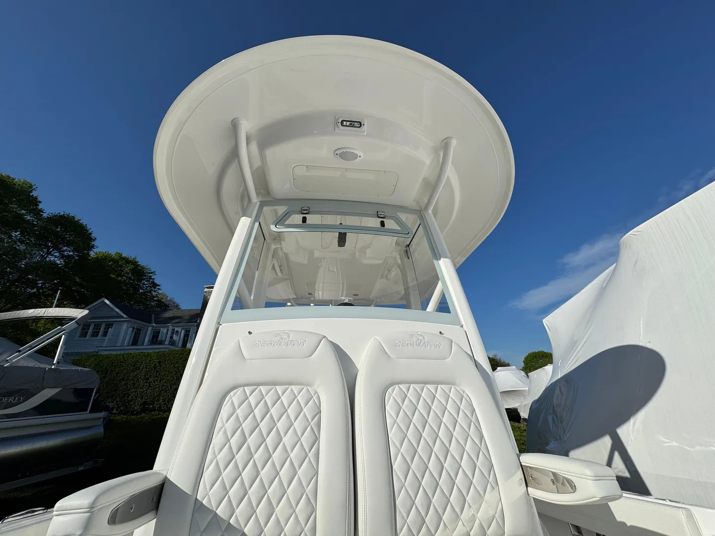 2025 Regulator 26XO Photo