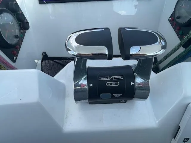 Honey Ryder Yacht Photos Pics Throttle controls on a 2022 HH Catamarans 50 yacht dashboard.