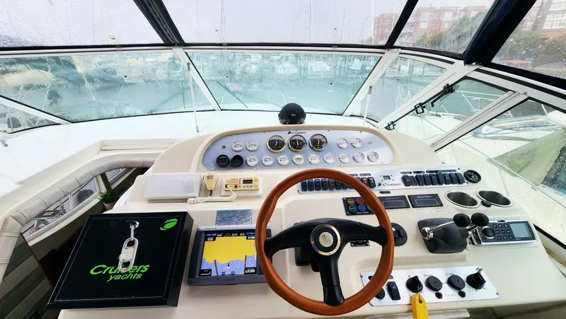 La Vita Bella Yacht Photos Pics 