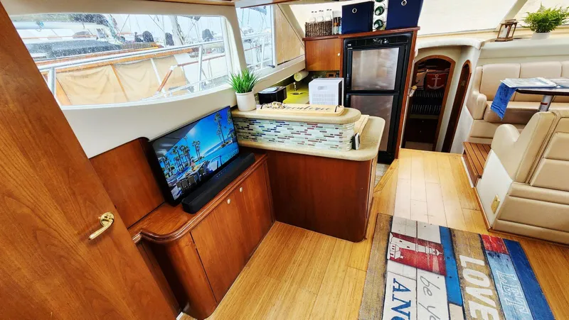 La Vita Bella Yacht Photos Pics 