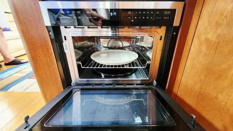 La Vita Bella Yacht Photos Pics 