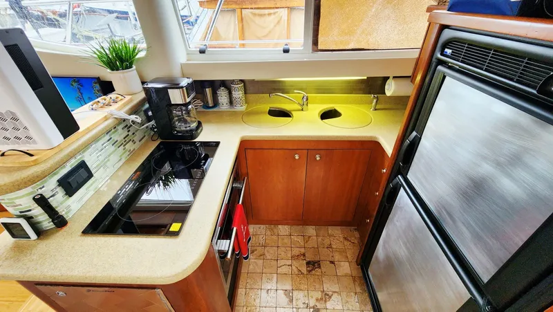 La Vita Bella Yacht Photos Pics 