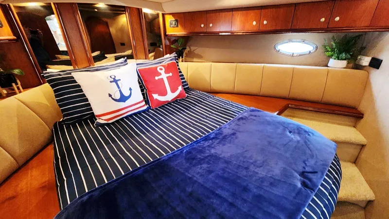 La Vita Bella Yacht Photos Pics 