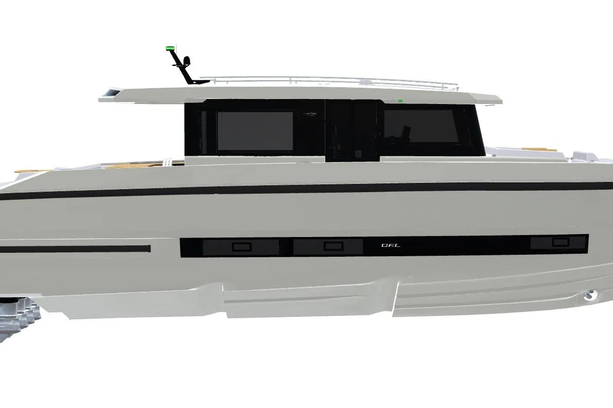 2026 De Antonio Yachts D60 luxury yacht, sleek design, side view.