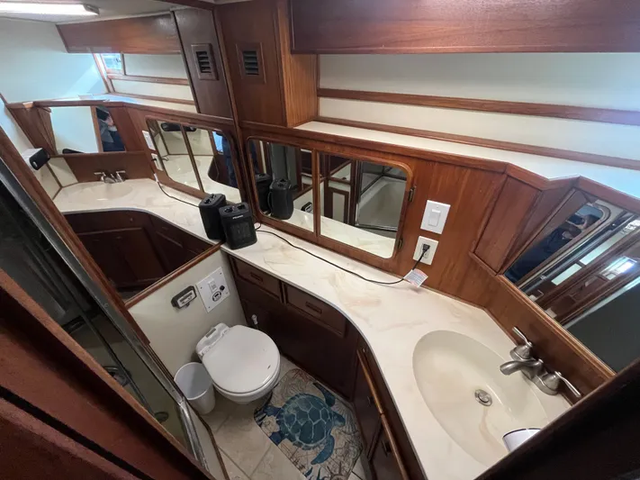 Gypsea Jax Yacht Photos Pics 