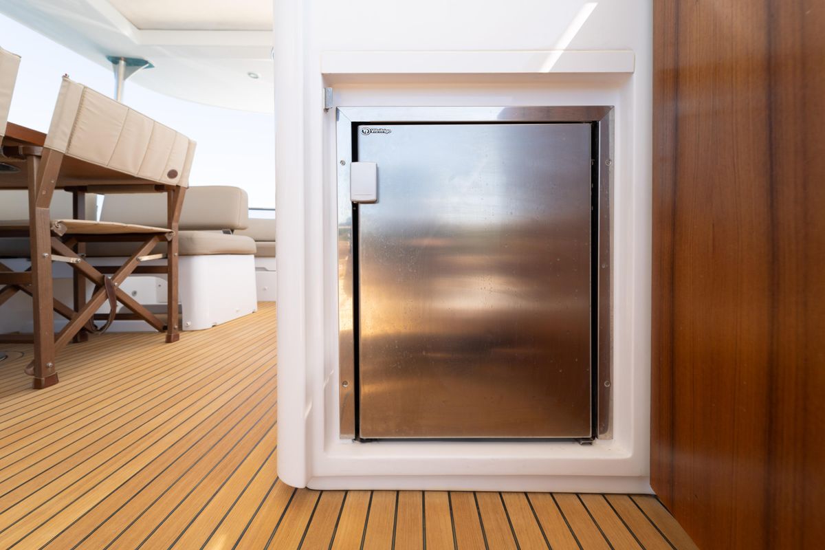 2017 Azimut 65 