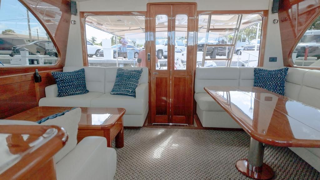 2018 Palm Beach Motor Yachts 55 