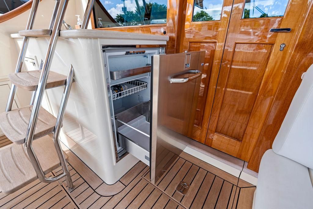 2018 Palm Beach Motor Yachts 55 