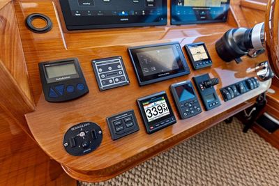 Yacht