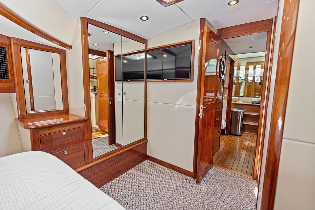 2018 Palm Beach Motor Yachts 55 