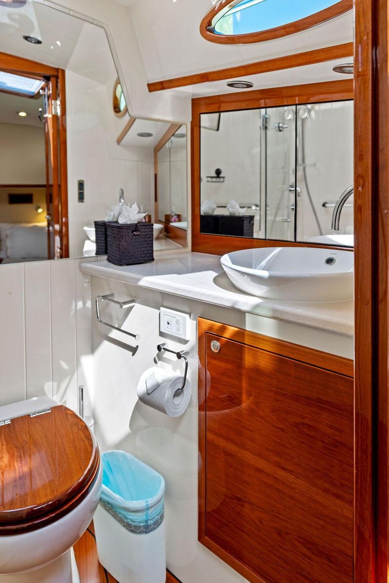 2018 Palm Beach Motor Yachts 55 