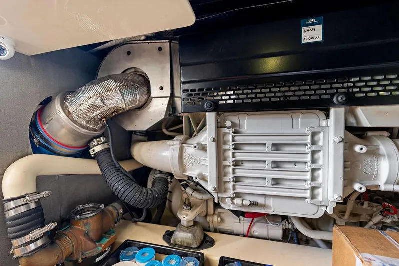 Tutto Bene Yacht Photos Pics 