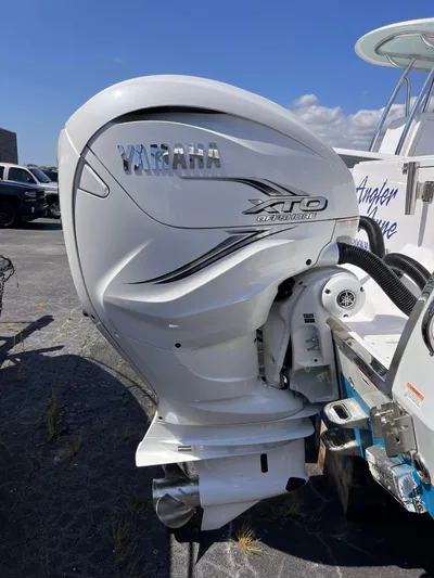  Yacht Photos Pics Southport 33 TE