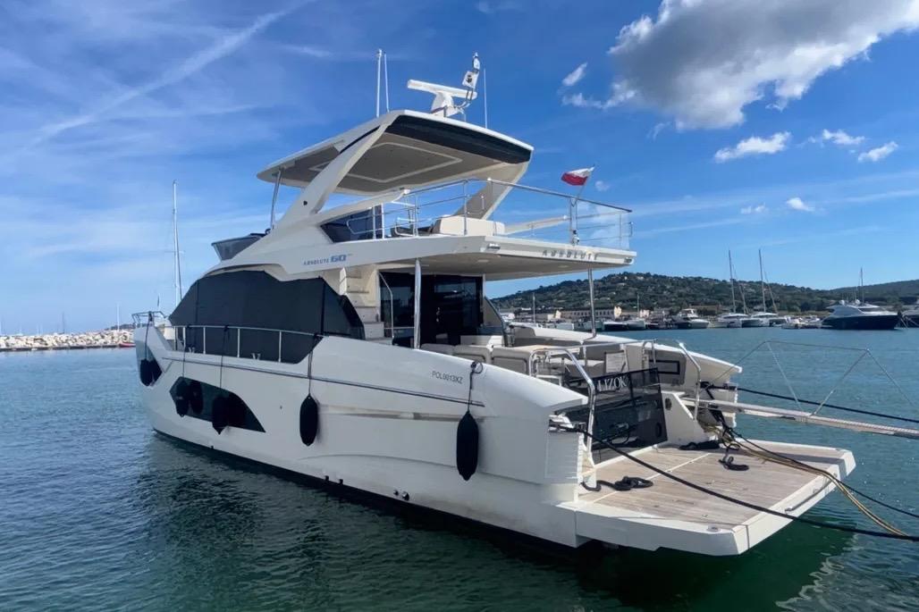 2023 Absolute 60 Fly