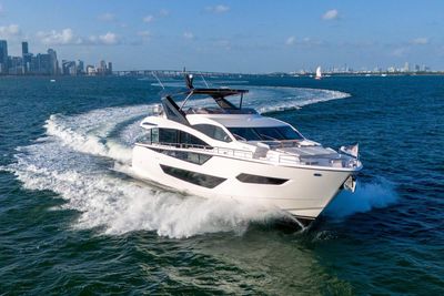 Yacht