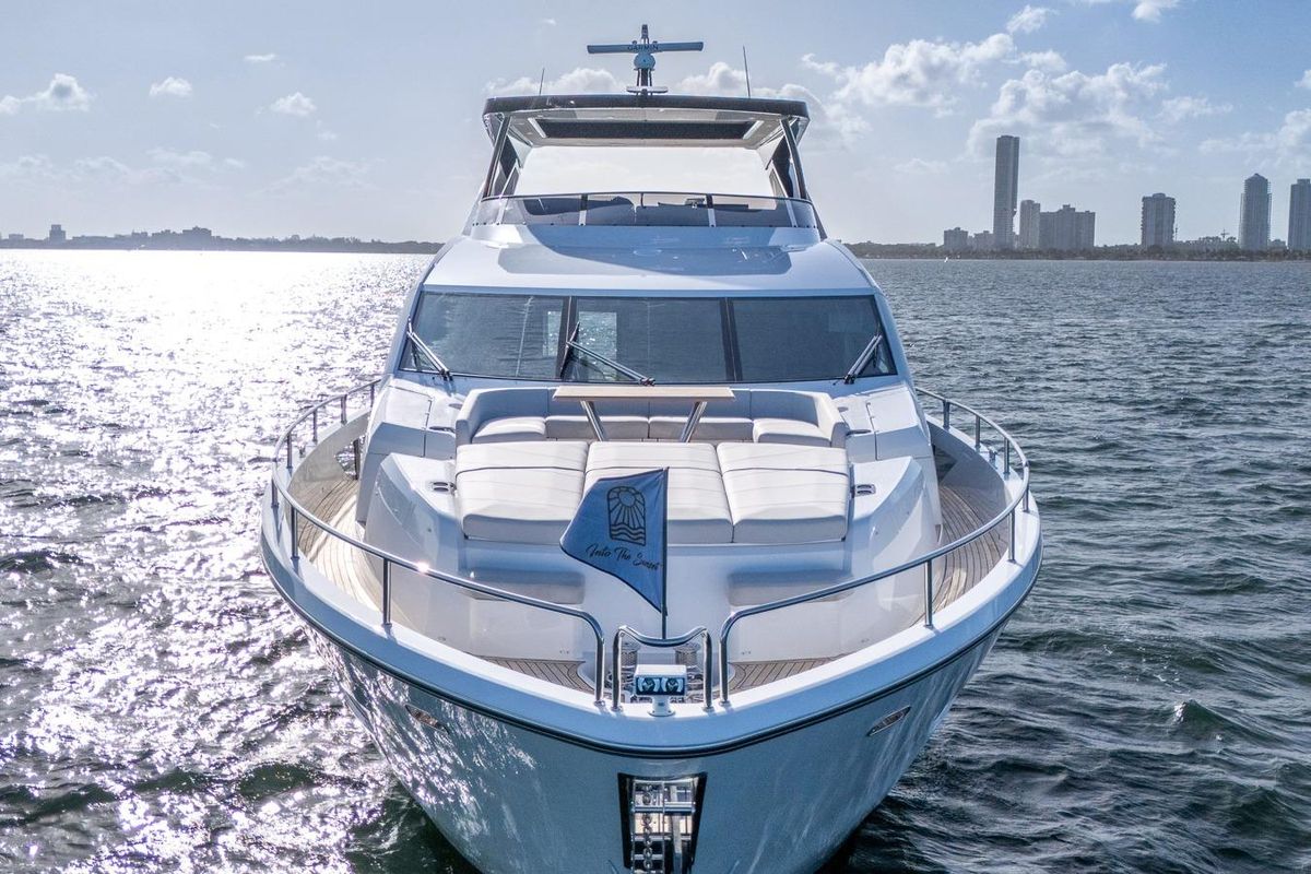 2024 Sunseeker 88 