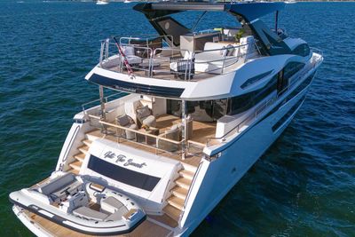 Yacht