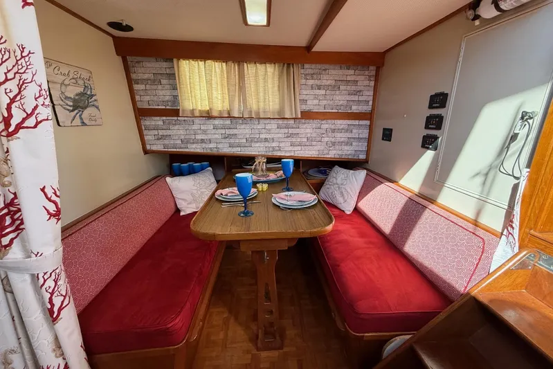 Irish Mist Yacht Photos Pics Grand Banks 49 Motor Yacht