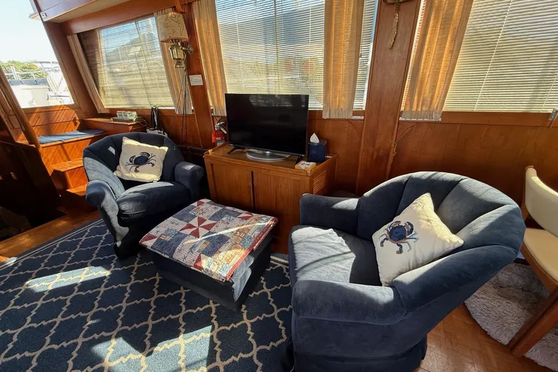 Irish Mist Yacht Photos Pics Grand Banks 49 Motor Yacht