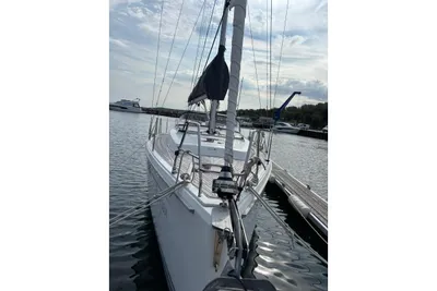 2012 Hanse 385