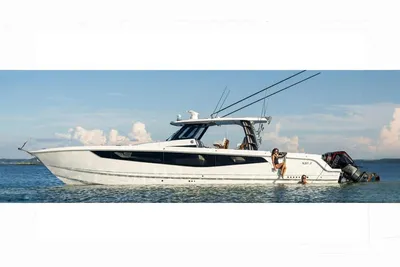 2026 Aquila 47 Molokai