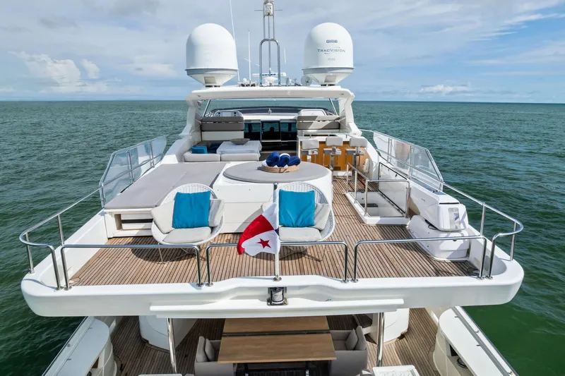 Sha Sha Sha IV Yacht Photos Pics Luxurious 2014 Custom Line 100 yacht with spacious deck and ocean view.