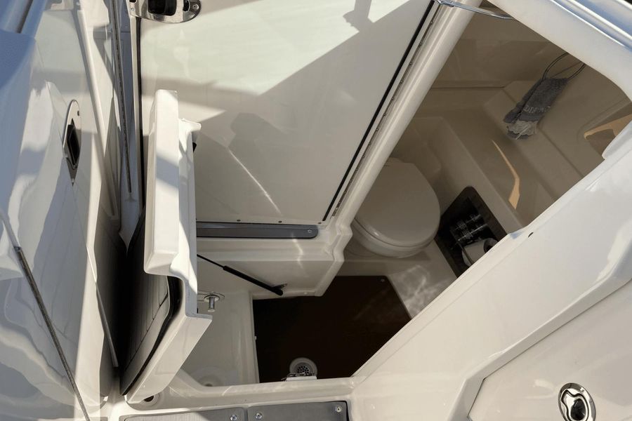 2019 Sea Ray 350 SLX