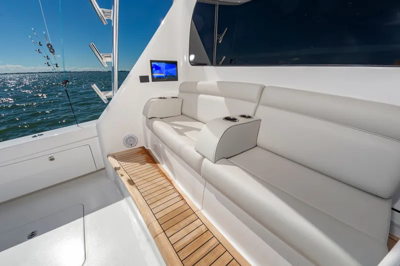 Simple Man Yacht Photos Pics 