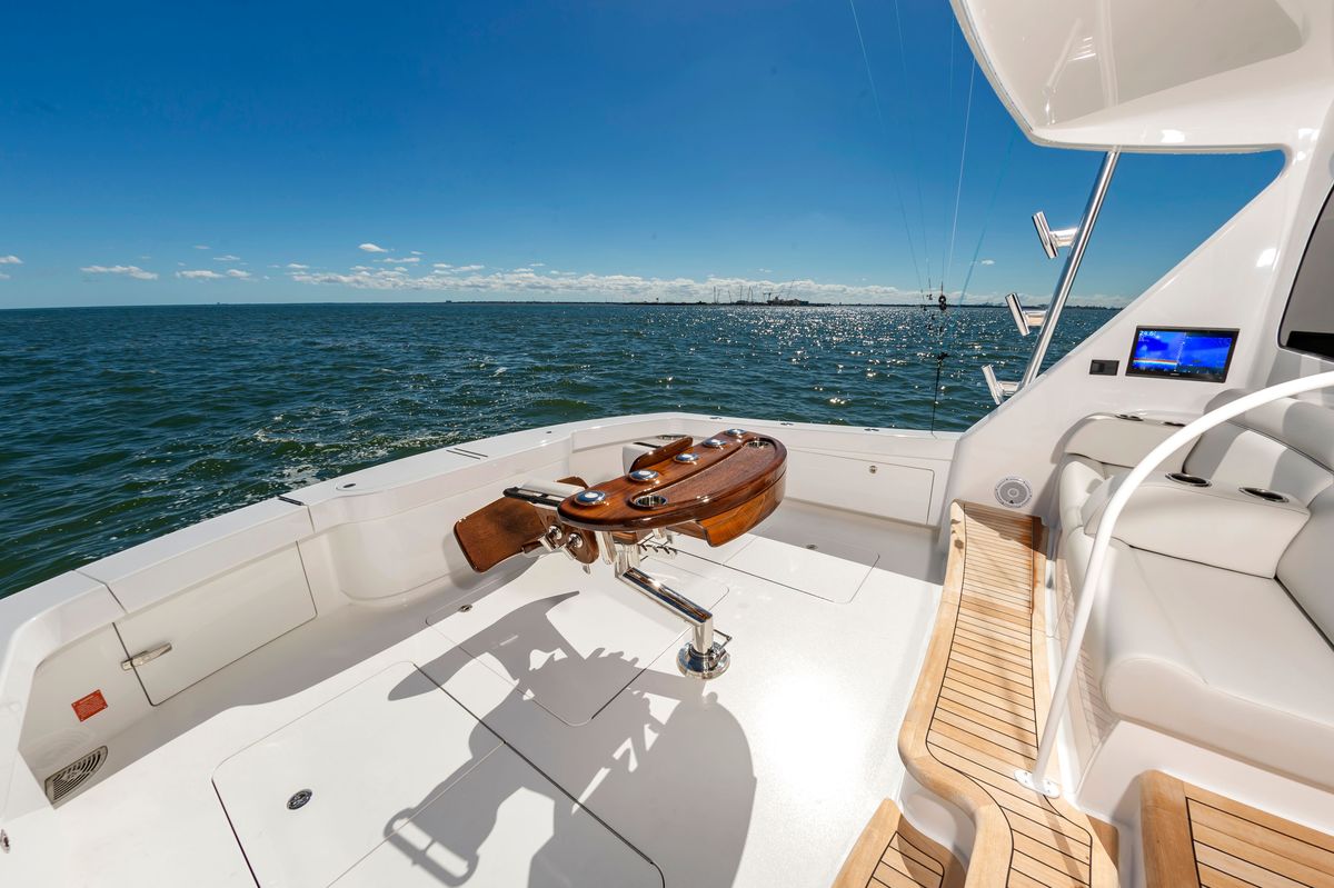 2025 Viking 58 