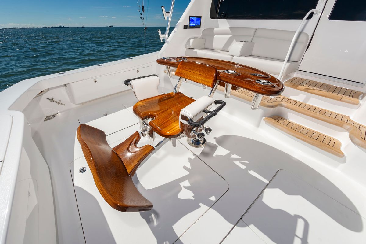 2025 Viking 58 