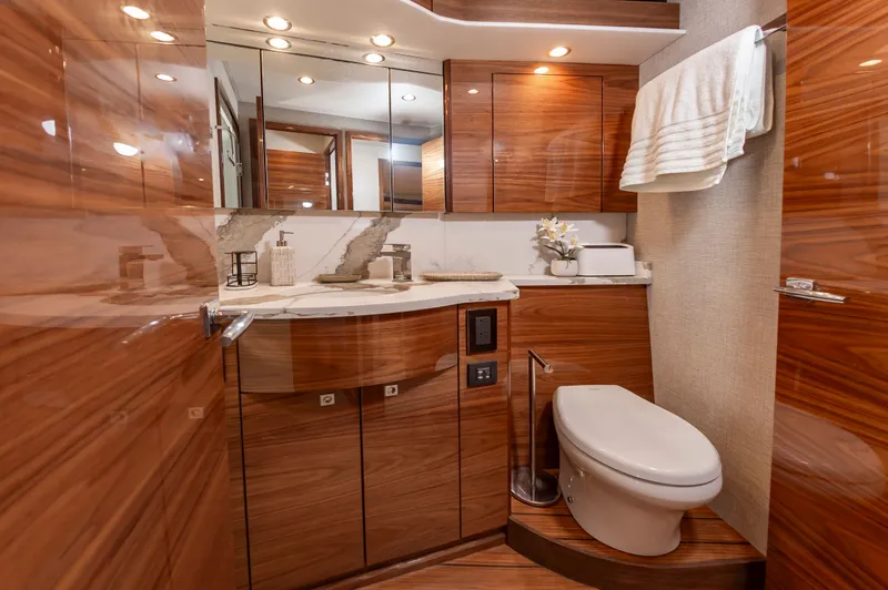 Simple Man Yacht Photos Pics 