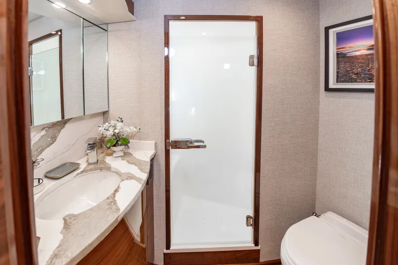 Simple Man Yacht Photos Pics 