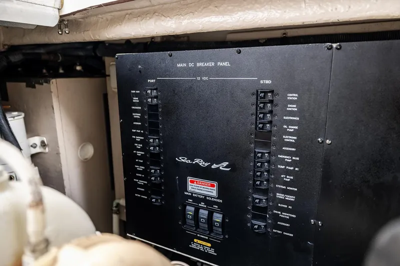 About Time Yacht Photos Pics Engine Room