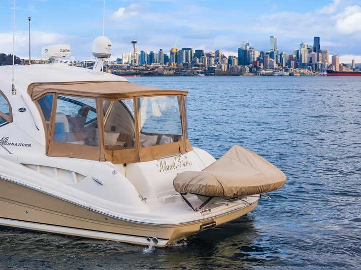 About Time Yacht Photos Pics Port Stern Profile