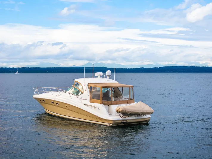 About Time Yacht Photos Pics Port Stern Profile