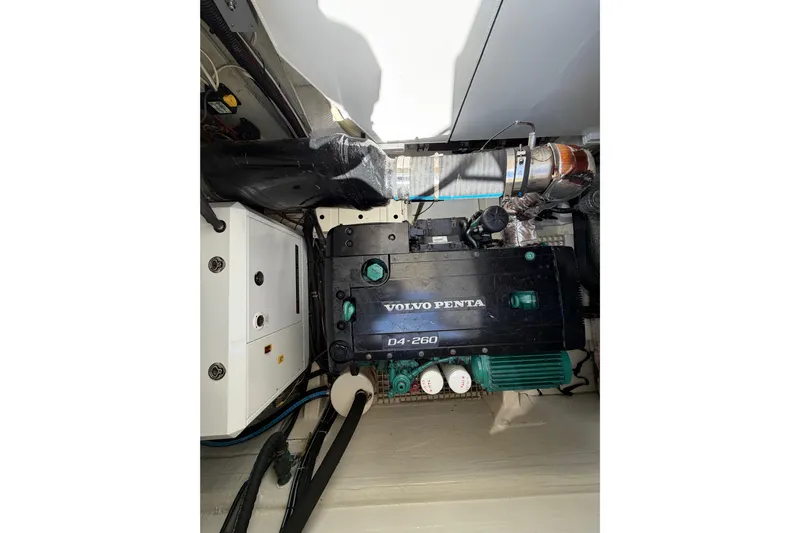 Sandals Yacht Photos Pics Engine room of 2017 Aquila 44 Yacht with Volvo Penta D4-260 engine.